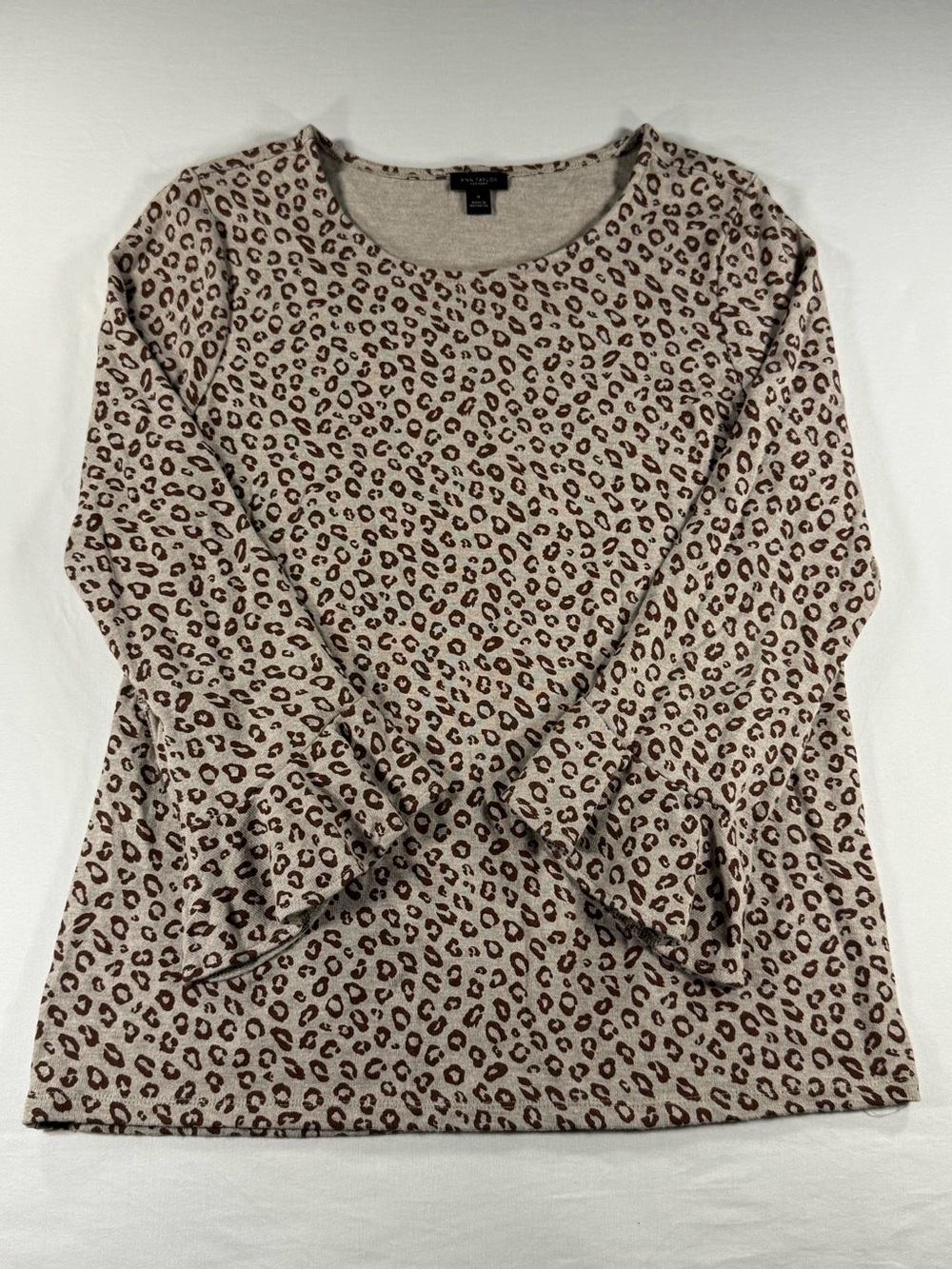Ann Taylor Factory Women’s M Beige Brown Leopard Print Blouse Ruffled Sleeves